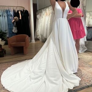 Ivory Wedding Dress